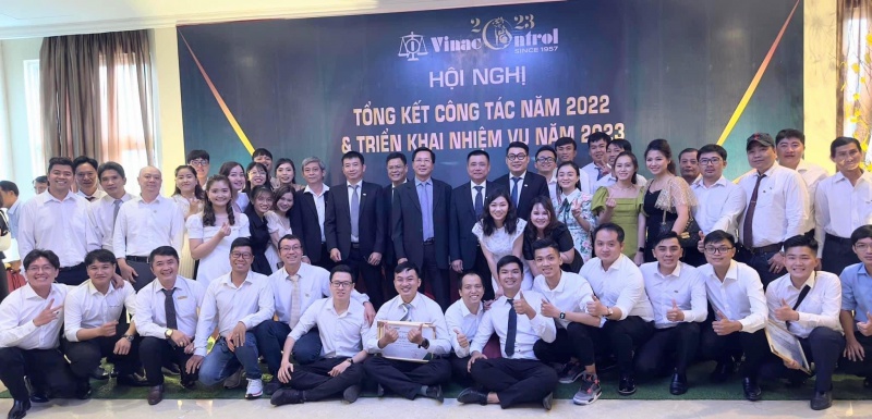 02_-_trn_th_bch_nh_-_trn_m_hoa_800