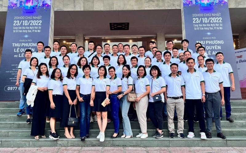 5da9e9de15a8cef697b9_800 5da9e9de15a8cef697b9_800