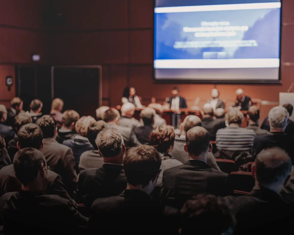 Tư Vấn và Đào Tạo